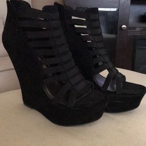 Madden girl black strappy wedge